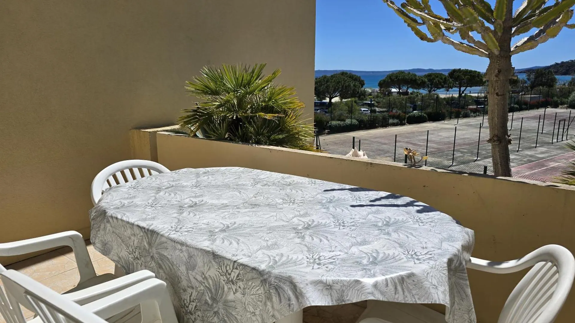 Les Ondines Sea View With Air Conditioning Bormes-les-Mimosas Apartment